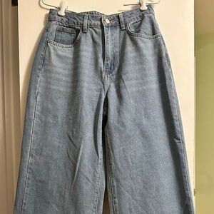 Wide Leg Jeans Size Medium Tall 28” Waist
